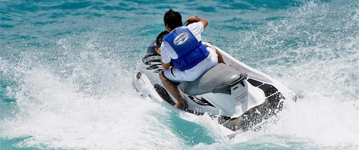 5562133616485527 jetski
