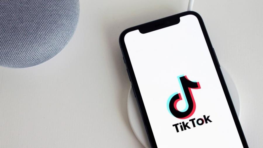 5566213620372872 tiktok-5064078 1280-1024x682