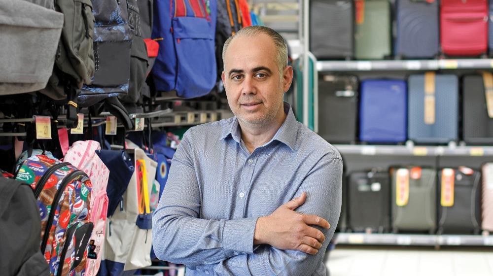Σφύζει η αγορά από κίνηση λόγω ξεπουλημάτων και σχολικών ειδών - Δεύτερος πιο εμπορικός μήνας του χρόνου ο Αύγουστος