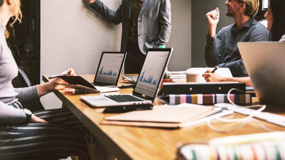 Turnover up in Cyprus' professional services and transport sectors in Q2