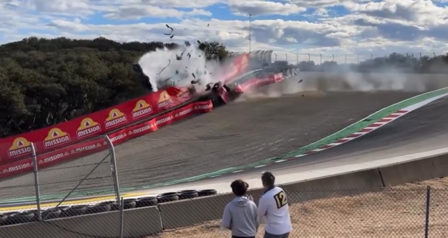 5580937179234701 porsche-crash