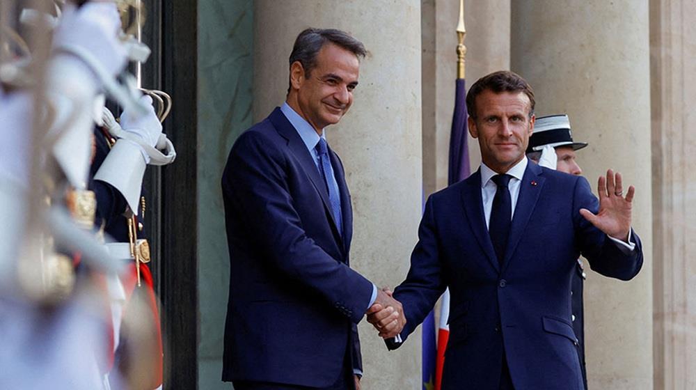 5582612976127814 Mitsotakis Macron