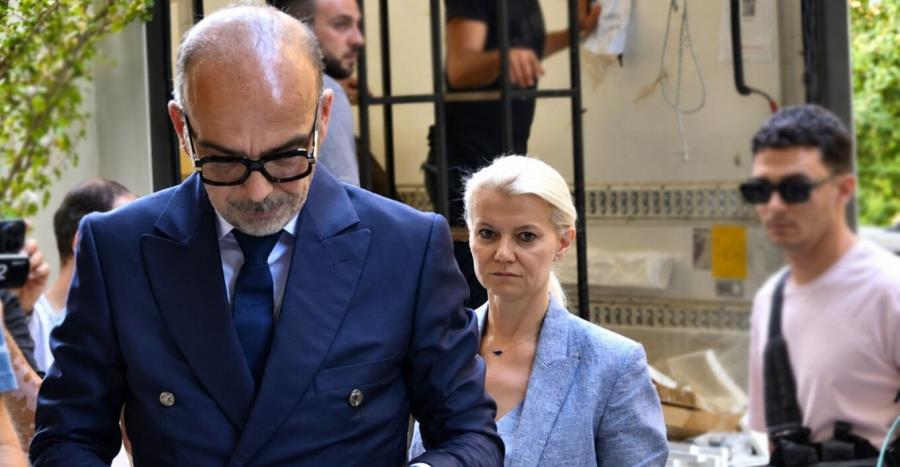 5585354320318983 maketa-giatroi-kolonaki1