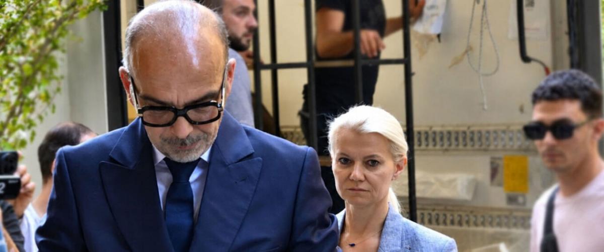 5588929454956218 giatroi kolonaki mk
