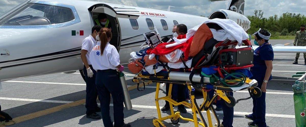 5588994709381396 air-ambulance-astheneis-eksoteriko-metarofa-e1757663137734