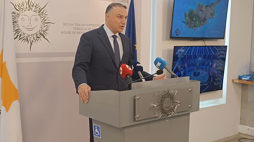 5597350077460274 σενεκης