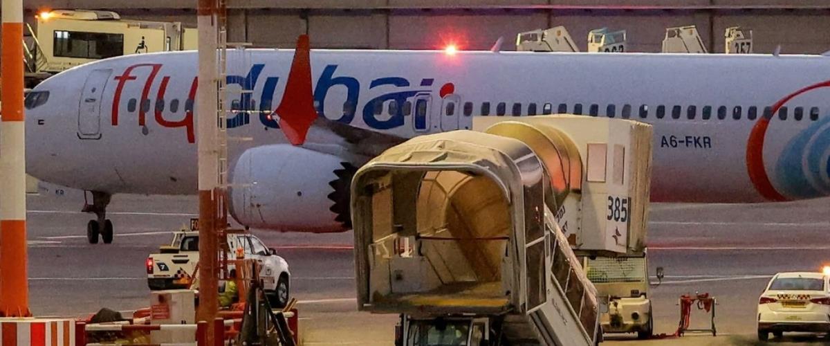 5601137812881330 flydubai-plane
