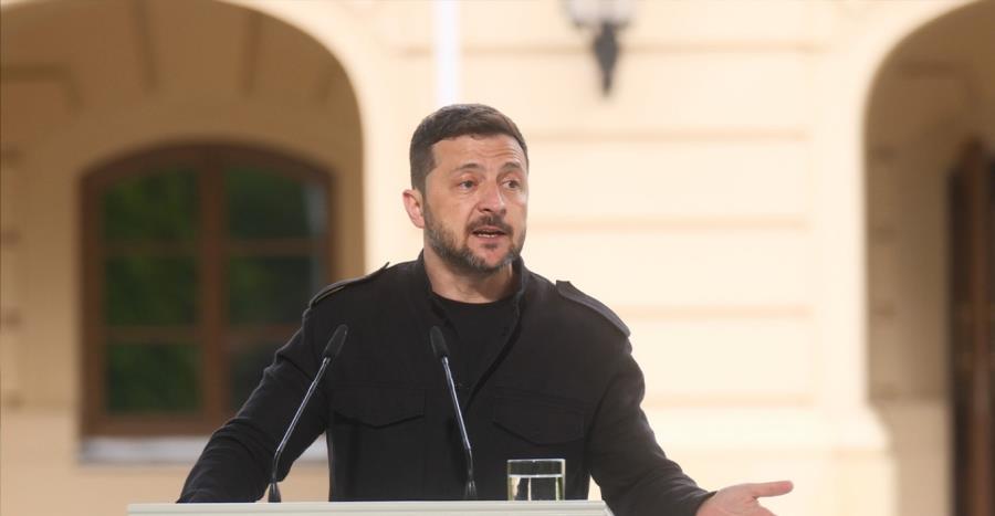 5603721041463551 maketa-zelenskyy
