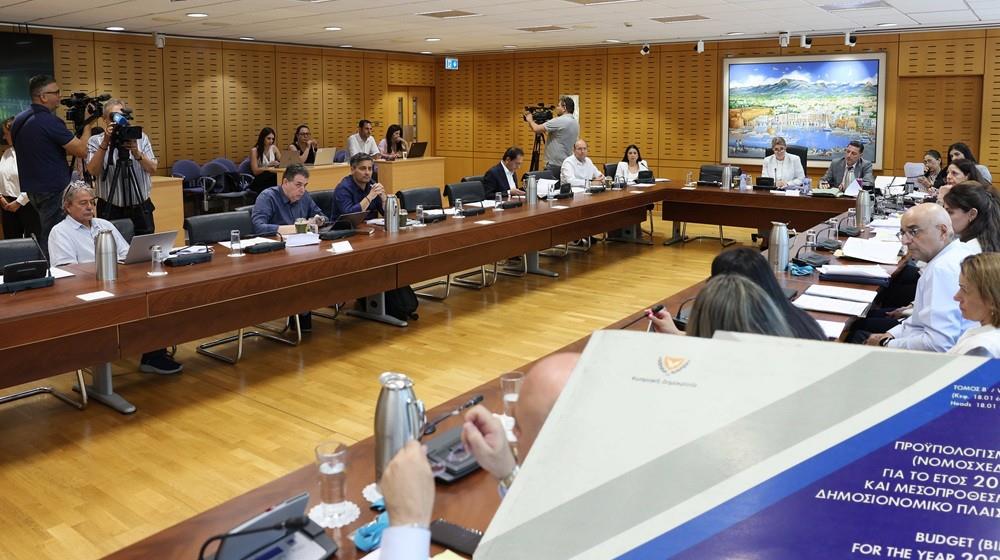5605311153625759 ΕΠΙΤΡΟΠΗ ΟΙΚΟΝΟΜΙΚΩΝ-ΚΡΑΤΙΚΟΣ ΠΡΟΥΠΟΛΟΓΙΣΜΟΣ