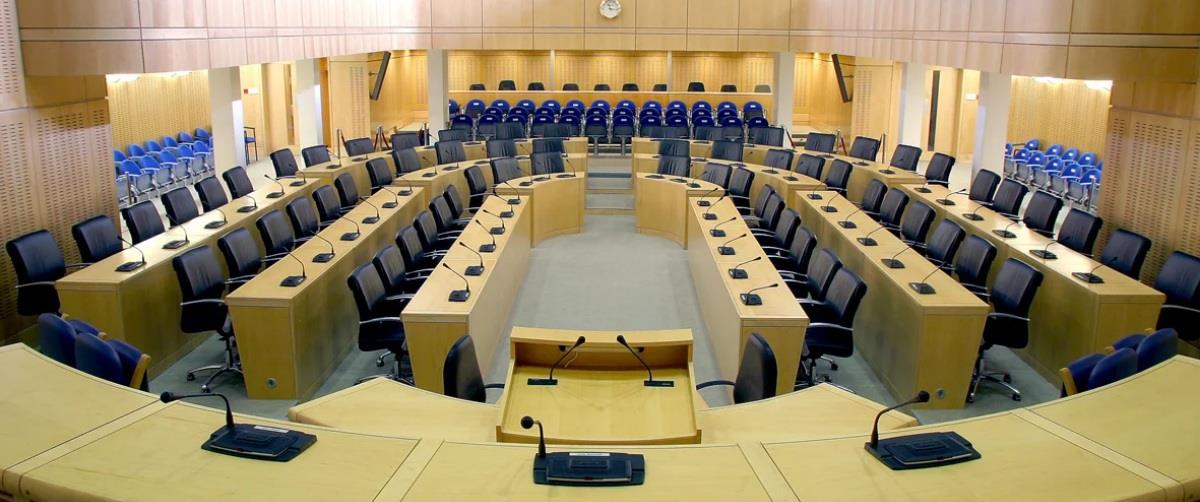 Μπάχαλο με τα Πόθεν Έσχες των βουλευτών-Δημοσιοποιήθηκαν στοιχεία που απαγορευόταν από τον νόμο και τελικά τα απέσυραν