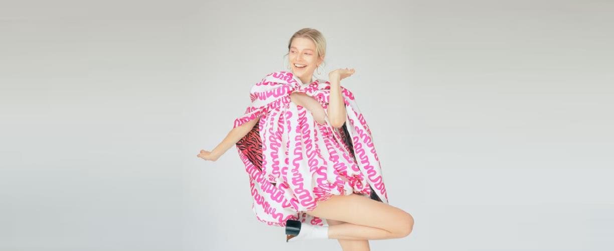 5618084129216987 HUNTER SCHAFER 1