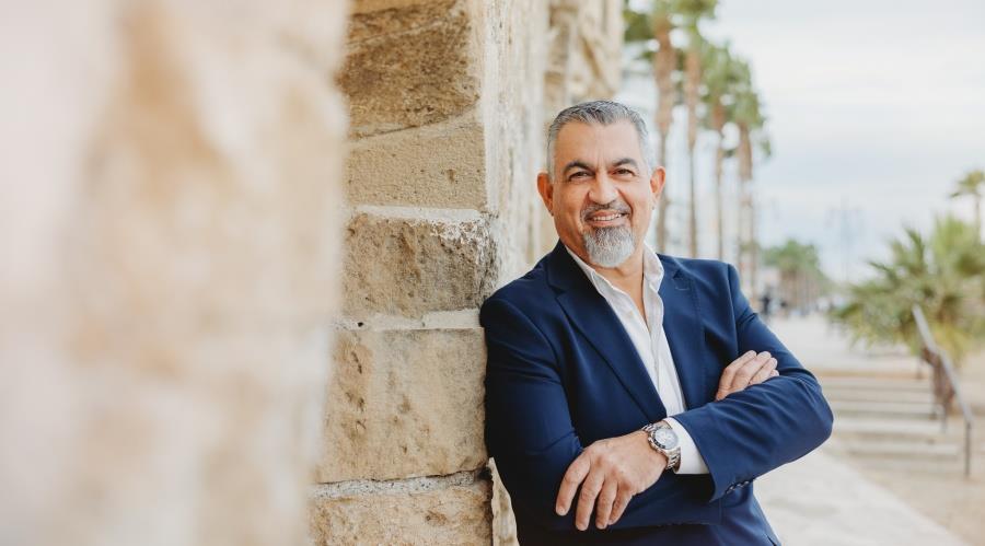 5625268723552956 Angelos-Hadjicharalampous-portrait-2