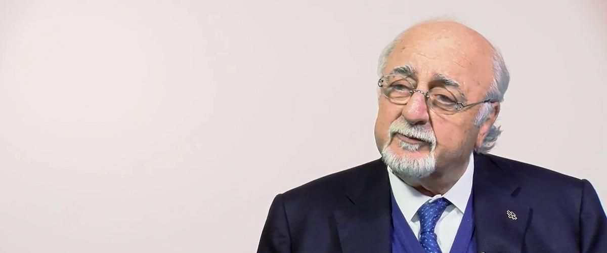 ΛΑΚΗΣ ΤΟΦΑΡΙΔΗΣ