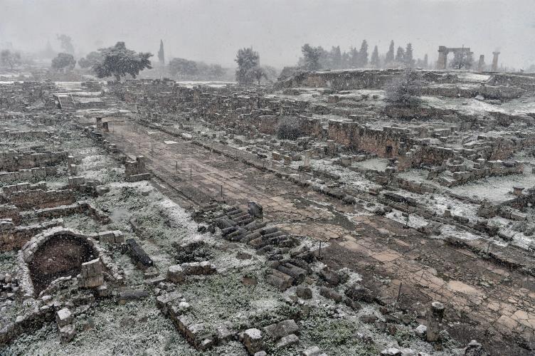 Χιονόπτωση στην Αρχαία Κόρινθο