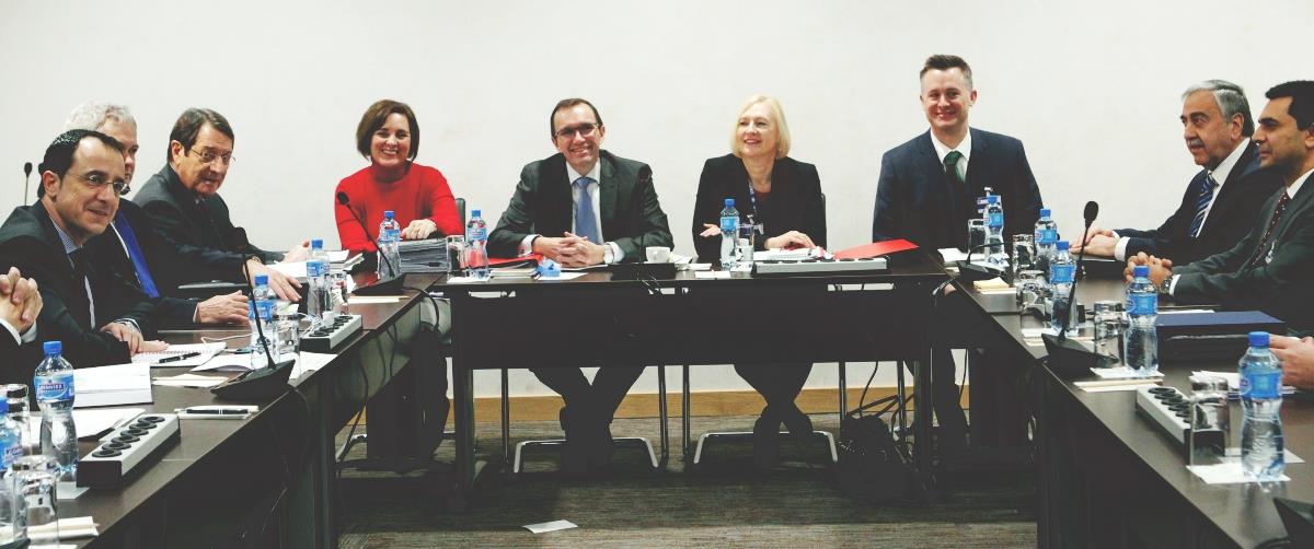 ΣΥΝΟΜΙΛΙΕΣ - ΓΕΝΕΥΗ