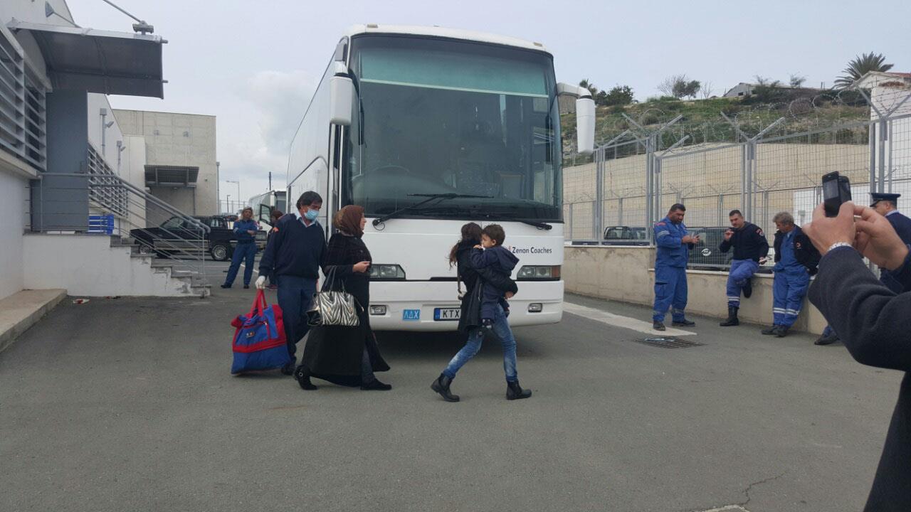 Ενενήντα τρεις μετανάστες αφίχθηκαν με σκάφος το βράδυ της Παρασκευής στην περιοχή Κάτω Πύργου και εντοπίστηκαν γύρω στα μεσάνυχτα