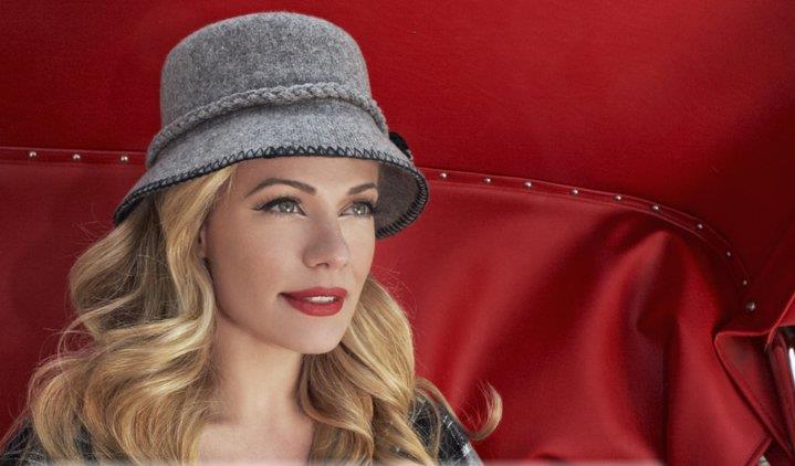 Ζέτα Μακρυπούλια 