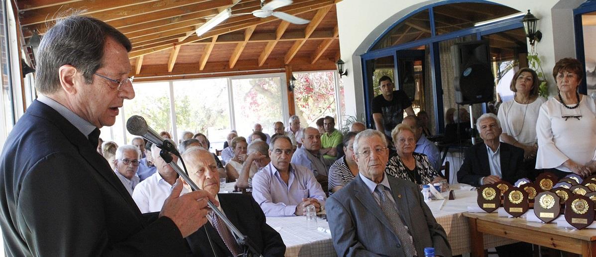 ΠΡΟΕΔΡΟΣ ΔΗΜΟΚΡΑΤΙΑΣ