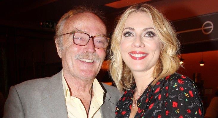 ΣΜΑΡΑΓΔΑ - ΝΤΙΝΟΣ ΚΑΡΥΔΗ