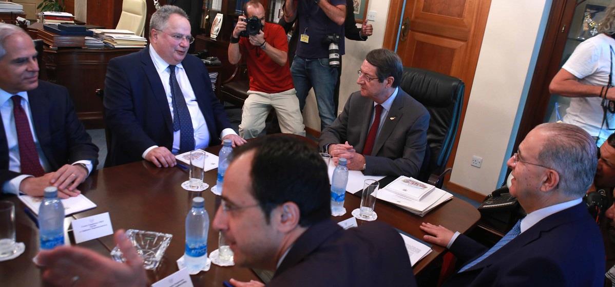 ΚΟΤΖΙΑΣ ΠΡΟΕΔΡΙΚΟ