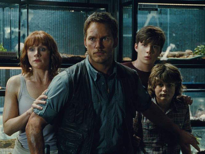 Η ταινία «Jurassic World» έφτασε στην κορυφή 