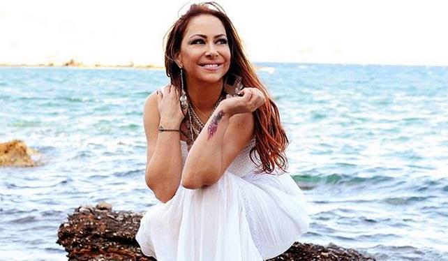 ΜΕΛΙΝΑ ΑΣΛΑΝΙΔΟΥ