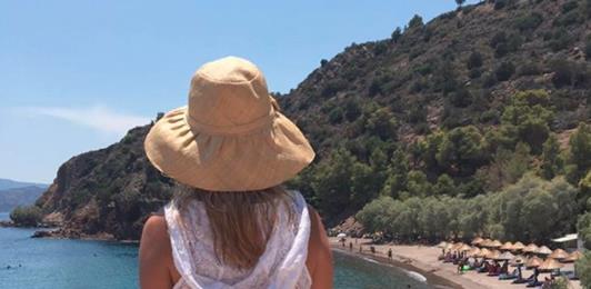 ΕΛΕΝΑ ΠΟΛΥΚΑΡΠΟΥ