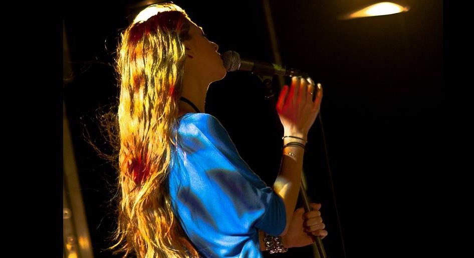 ΑΝΝΙΤΑ ΚΩΝΣΤΑΝΤΙΝΟΥ