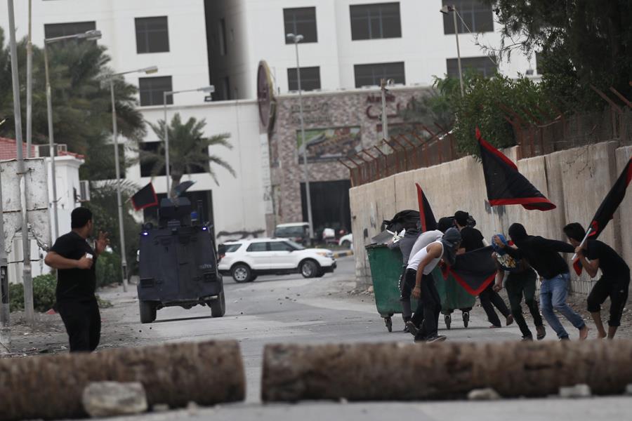 Protests in Bahrain after Saudi Arabia executes Shiite leader