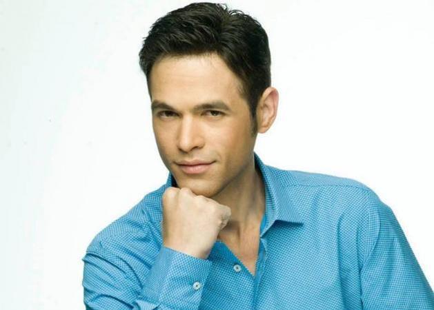 ΜΕΝΙΟΣ ΦΟΥΡΘΙΩΤΗΣ