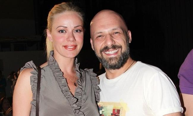 ΖΕΤΑ ΜΑΚΡΥΠΟΥΛΙΑ ΝΙΚΟΣ ΜΟΥΤΣΙΝΑΣ