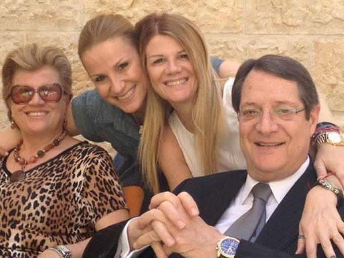 ΝΙΚΟΣ ΑΝΑΣΤΑΣΙΑΔΗΣ