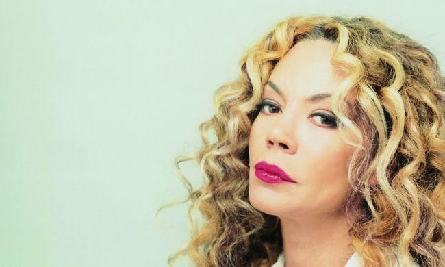 ΕΛΕΝΗ ΔΗΜΟΥ