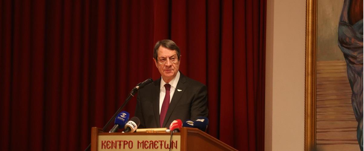 ΠΡΟΕΔΡΟΣ ΔΗΜΟΚΡΑΤΙΑΣ 