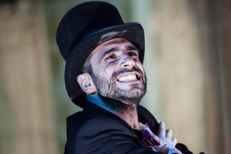 Μαρίνος Κόνσολος