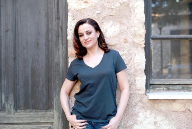 Καρυοφυλλιά Καραμπέτη