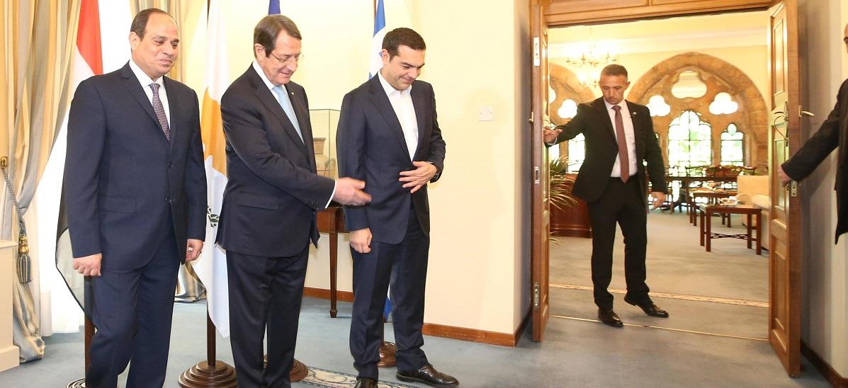 ΠΡΟΕΔΡΟΣ ΤΗΣ ΔΗΜΟΚΡΑΤΙΑΣ - ΠΡΟΕΔΡΟΣ ΑΙΓΥΠΤΟΥ - ΠΡΩΘΥΠΟΥΡΓΟΣ ΕΛΛΗΝΙΚΗΣ ΔΗΜΟΚΡΑΤΙΑΣ