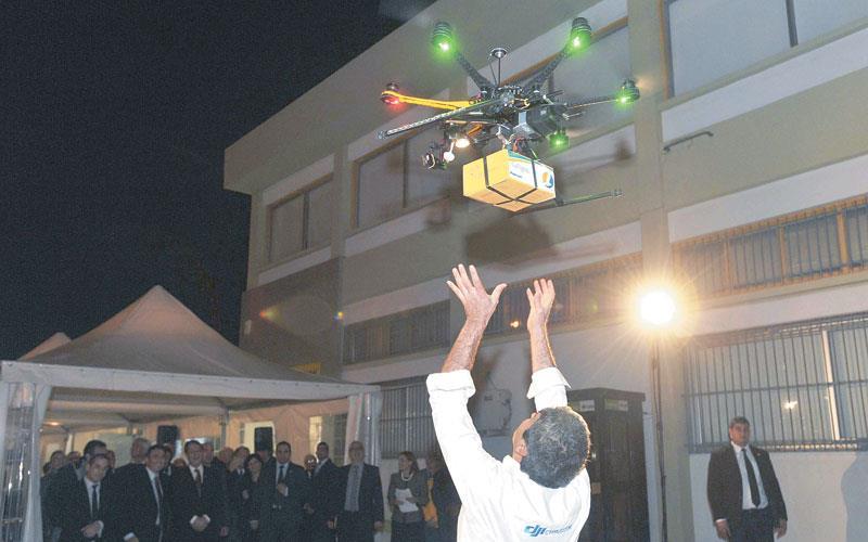 proedre-echeis-paketo-apo-drone