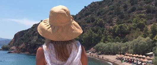 ΕΛΕΝΑ ΠΟΛΥΚΑΡΠΟΥ