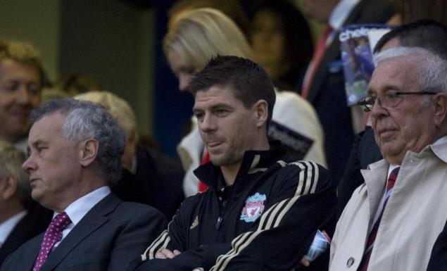 Ο Στίβεν Τζέραρντ εργάζεται ως προπονητής στις ακαδημίες της Λίβερπουλ, αλλά φαίνεται πως είναι έτοιμος για το μεγάλο... βήμα αναλαμβάνοντας την Ρέιντζερς!