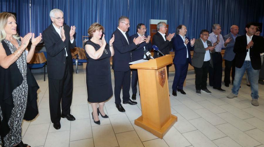 Ο Δρ Κώστας Χαμπιαούρης συγχάρηκε τους αθλητές για την εξαιρετική τους παρουσία στο Gold Coast της Αυστραλίας σε τελετή την Τετάρτη (25/04) στο Υπουργείο