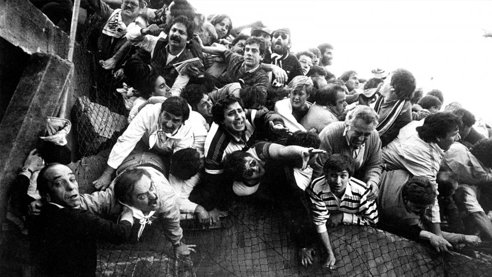 33 χρόνια έχουν περάσει από την μαύρη επέτειο του Χέιζελ. 39 άνθρωποι έχασαν την ζωή τους στον τελικό στις Βρυξέλλες.