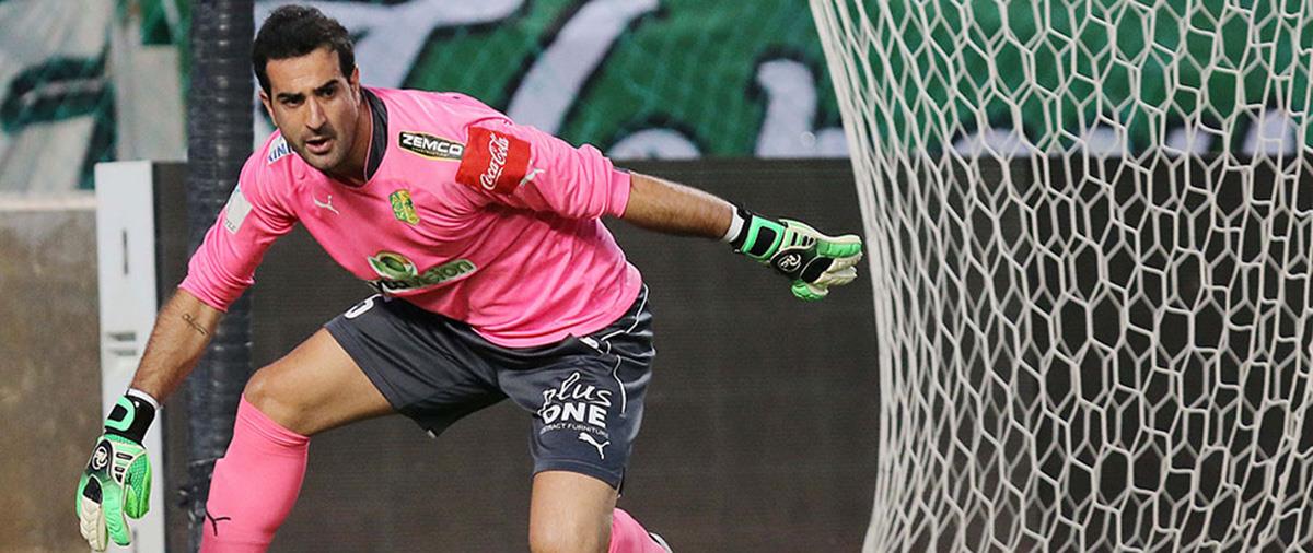 Ο Ισπανός τερματοφύλακας ήλθε να διαπραγματευτεί την επιστροφή του