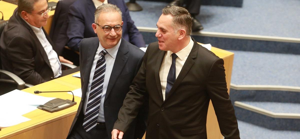 ΑΒΕΡΩΦ ΝΙΚΟΛΑΣ