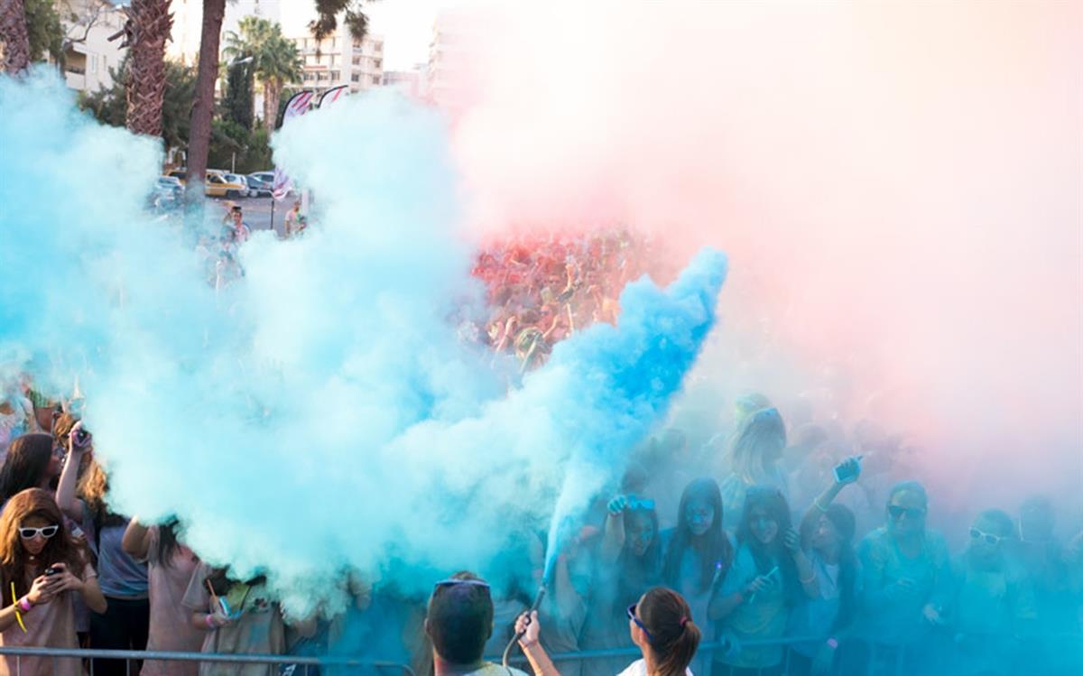 Το Run in Colour άφησε τις καλύτερες εντυπώσεις με κύρια χαρακτηριστικά το χρώμα και τη διασκέδαση
