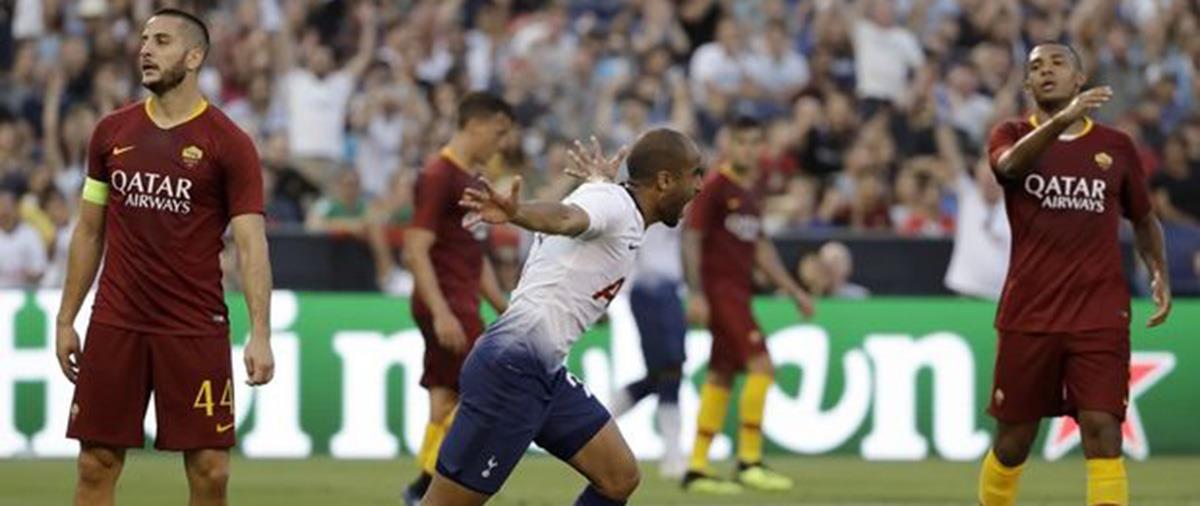 Ο Κώστας Μανωλάς αγωνίστηκε με το περιβραχιόνιο του αρχηγού