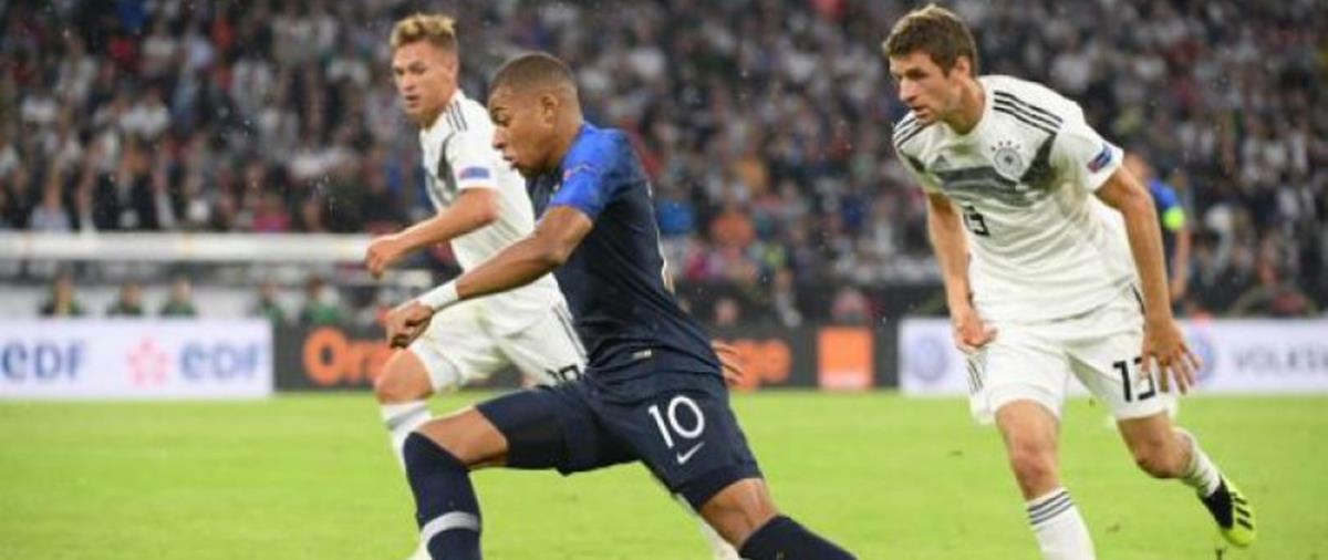 Ο επιθετικός της Μπάγερν μίλησε με διαφορετικό τρόπο για τον άσο της Γαλλίας