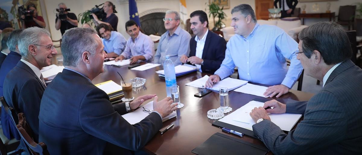 ΠΡΟΕΔΡΟΣ ΔΗΜΟΚΡΑΤΙΑΣΗ - ΕΚΠΑΙΔΕΥΤΙΚΕΣ ΟΡΓΝΑΝΩΣΕΙΣ - ΣΥΝΑΝΤΗΣΗ