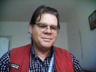 Την τελευταία του πνοή σε ηλικία 58 ετών άφησε σήμερα το μεσημέρι ο δημοσιογράφος Άθως Τίλεϋ, οποίος τα τελευταία πέντε  χρόνια ζούσε και εργαζόταν στην πόλη Λάχτι της Φιλανδίας.