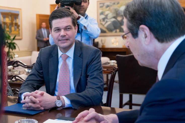 Αμερικανός